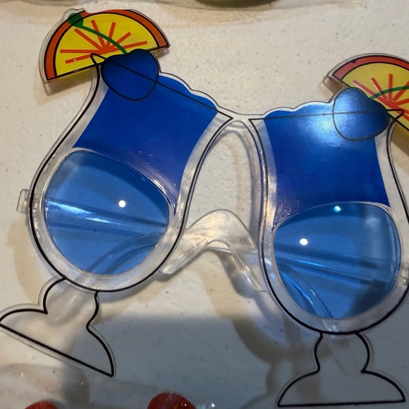 19 Colorful Novelty Sunglasses Collection 24 Hawaiian leis NEW - Picture 11 of 15